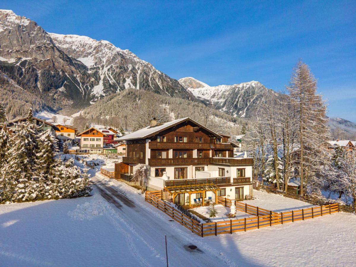 Bergidyll Top 1 Gartenwohnung Ramsau am Dachstein Buitenkant foto