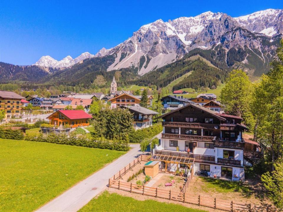 Bergidyll Top 1 Gartenwohnung Ramsau am Dachstein Buitenkant foto